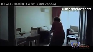 Son lifts his Stepmom in his hands then fucks so hard [Vintagepornbaycom]